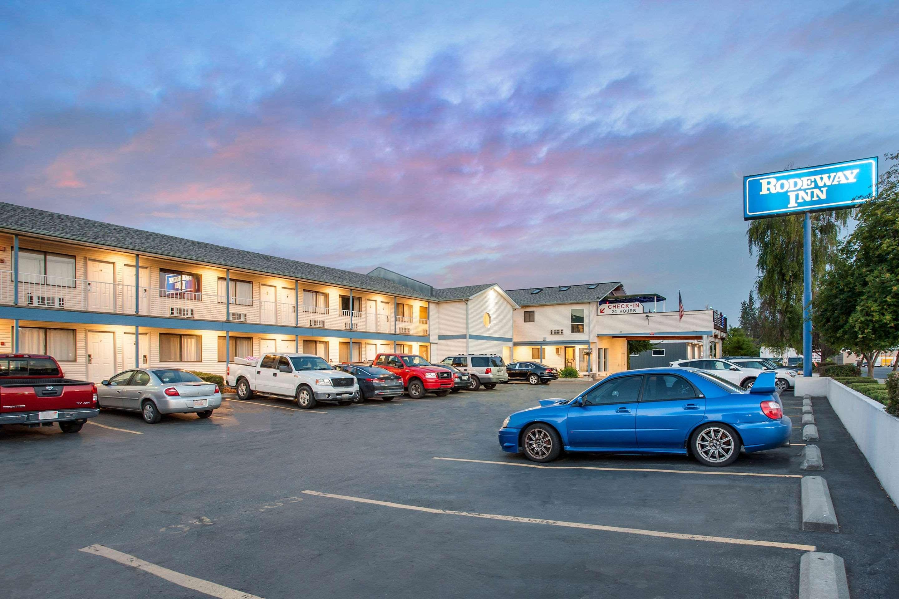 Rodeway Inn Coeur D'Alene Exterior photo