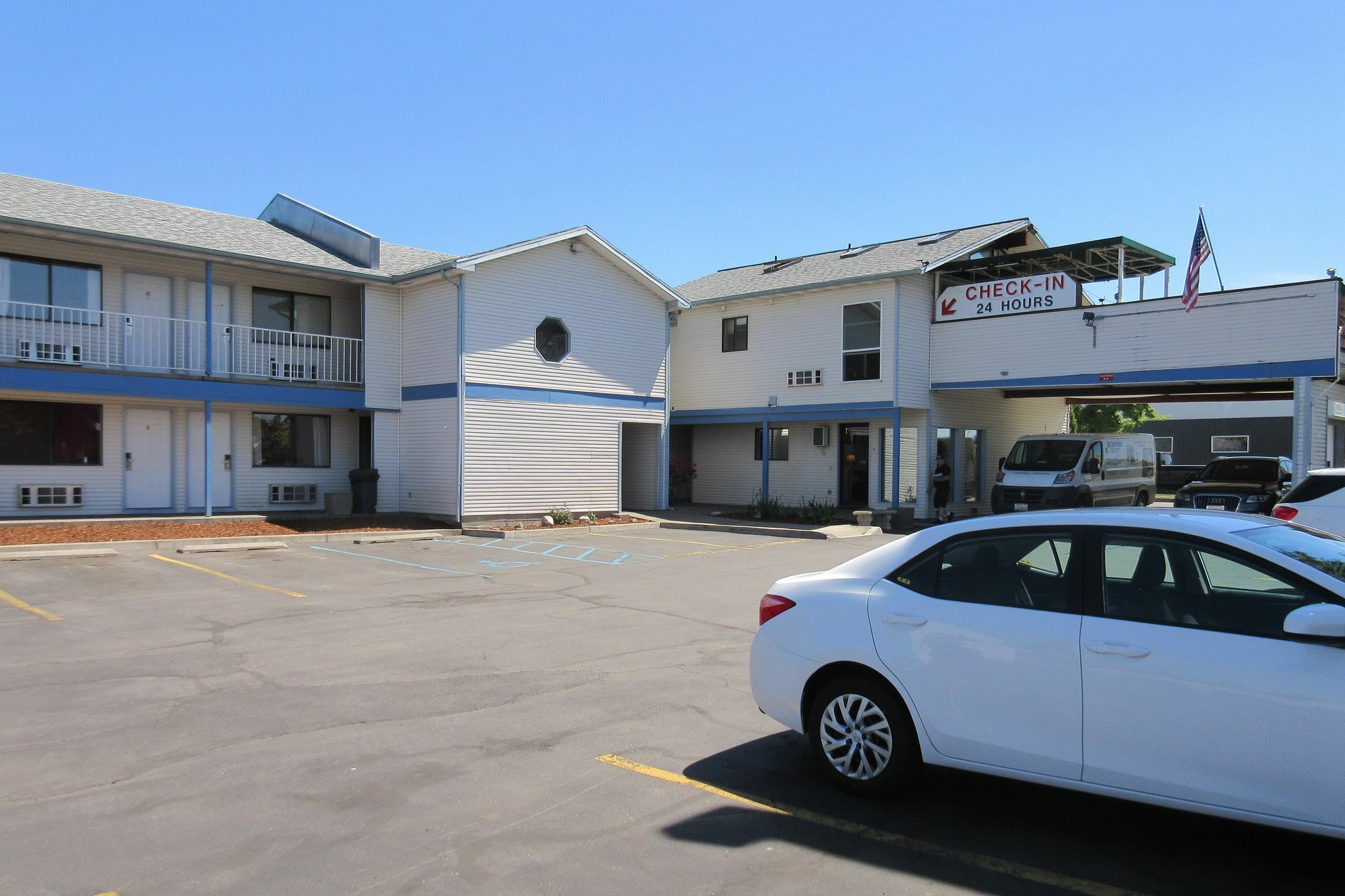 Rodeway Inn Coeur D'Alene Exterior photo